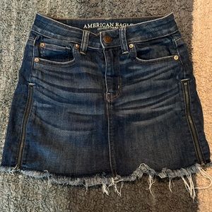 High waisted mini Jean skirt